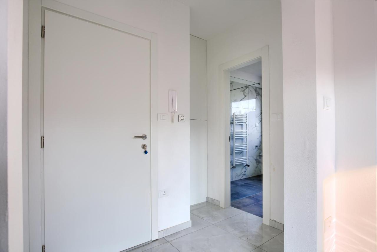 Apartment Vukadin Pula Exterior photo